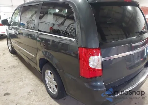 2012 Chrysler Town & Country Touring z USA, uszkodzony, nr VIN 2C4RC1BG9CR190065